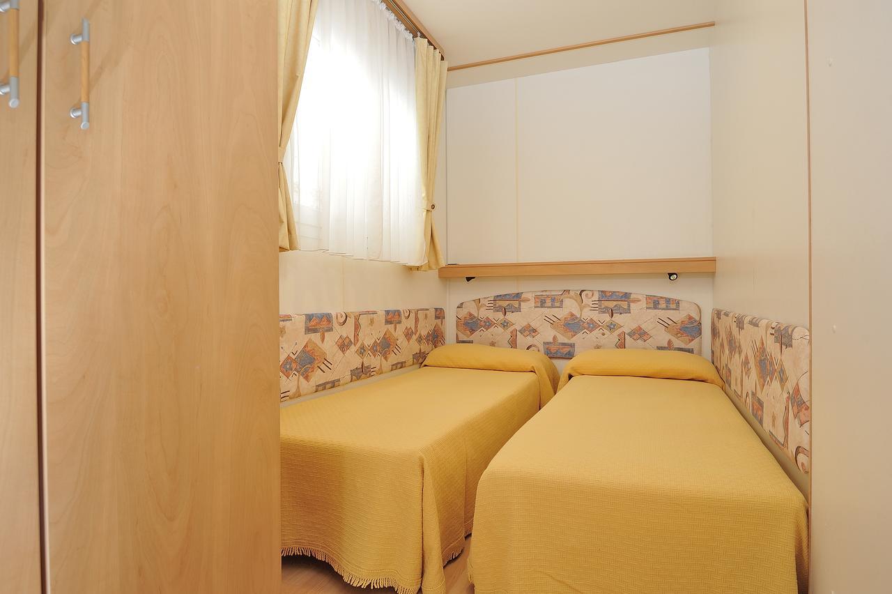 Camping Telis Hotel Àrbatax Екстериор снимка